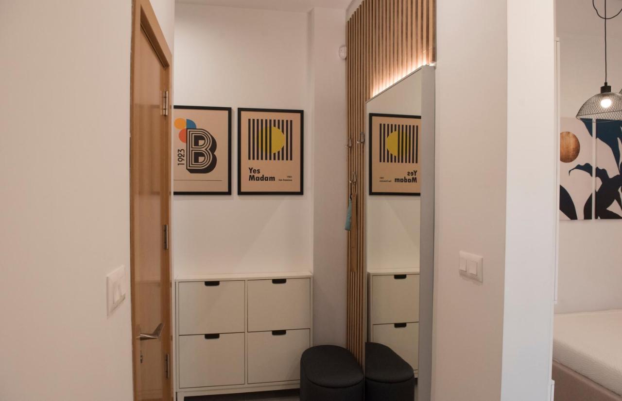 Top Center Designer Studio Apartment Sofia Eksteriør bilde